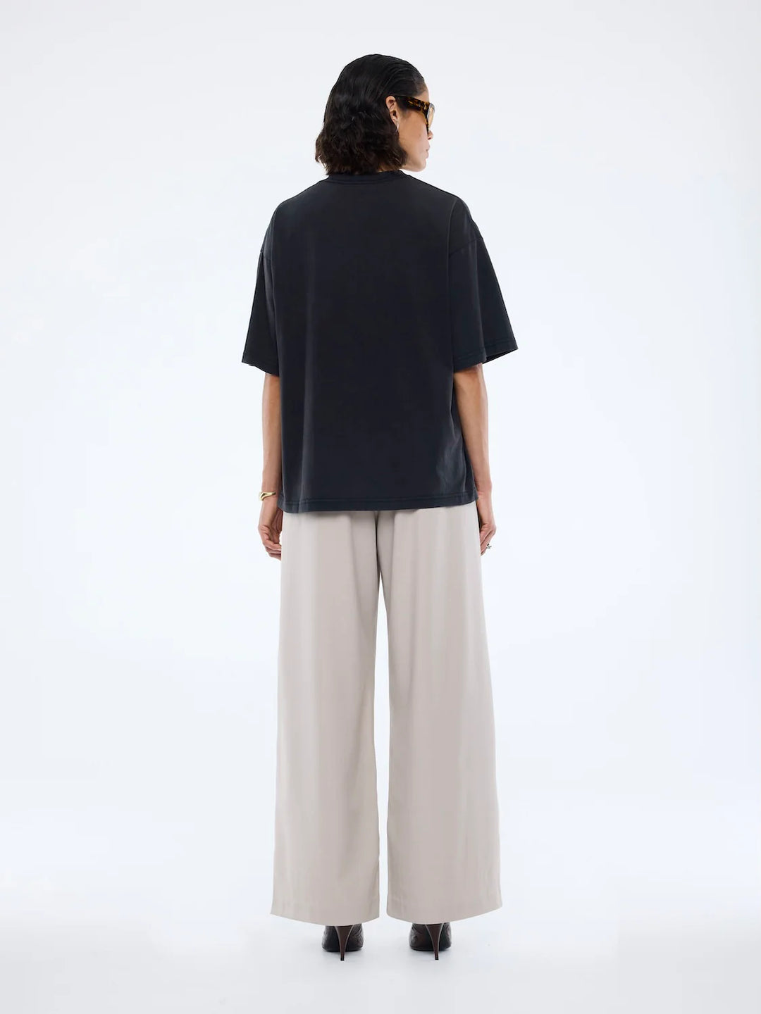 Ena Pelly Blurred Sunflowers Tee - Vintage Black