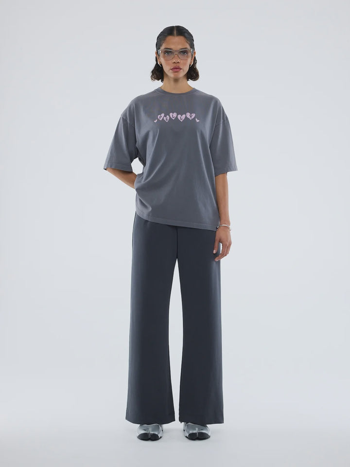 Ena Pelly Spray Heart Tee - Washed Grey