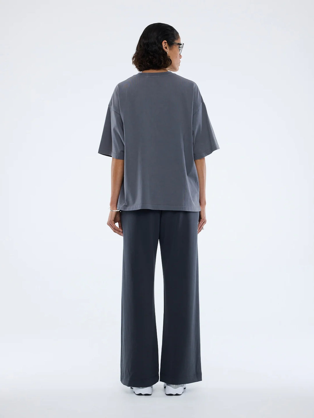 Ena Pelly Spray Heart Tee - Washed Grey