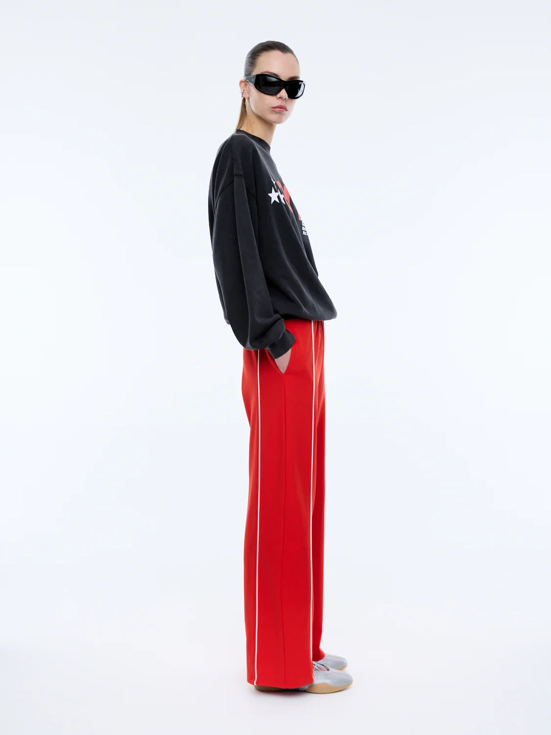 Ena Pelly Star Sweatshirt - Washed Charcoal
