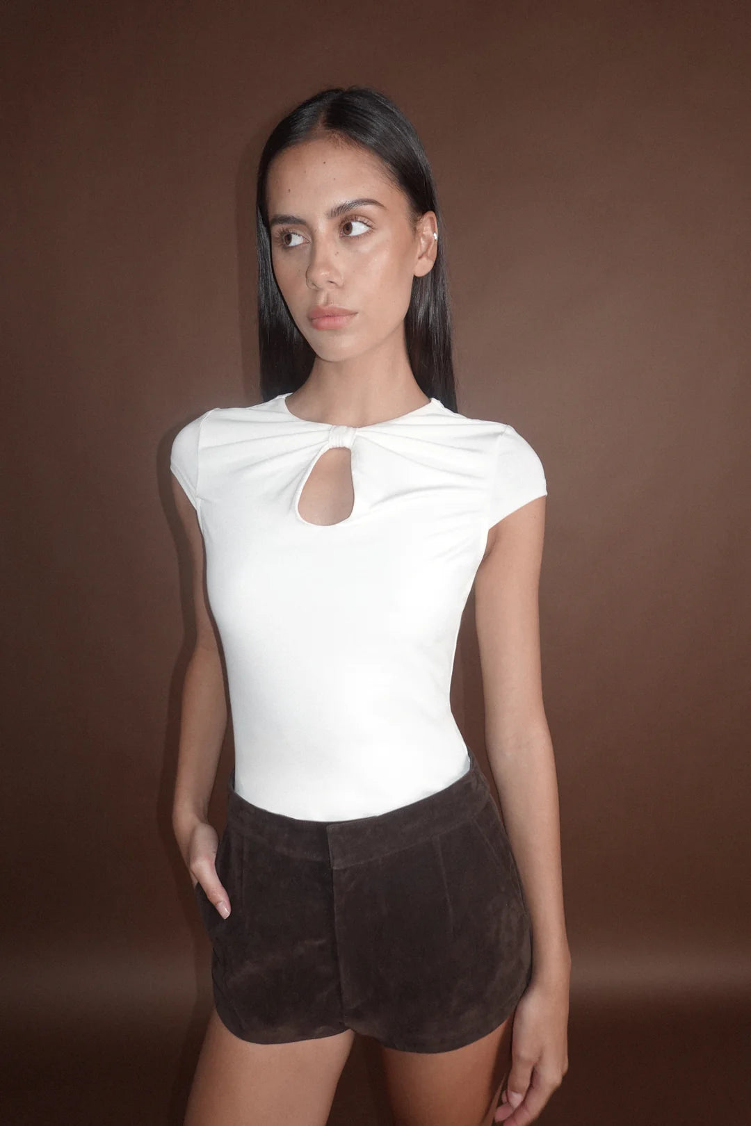 Ownley Rina Keyhole Tee - Ivory