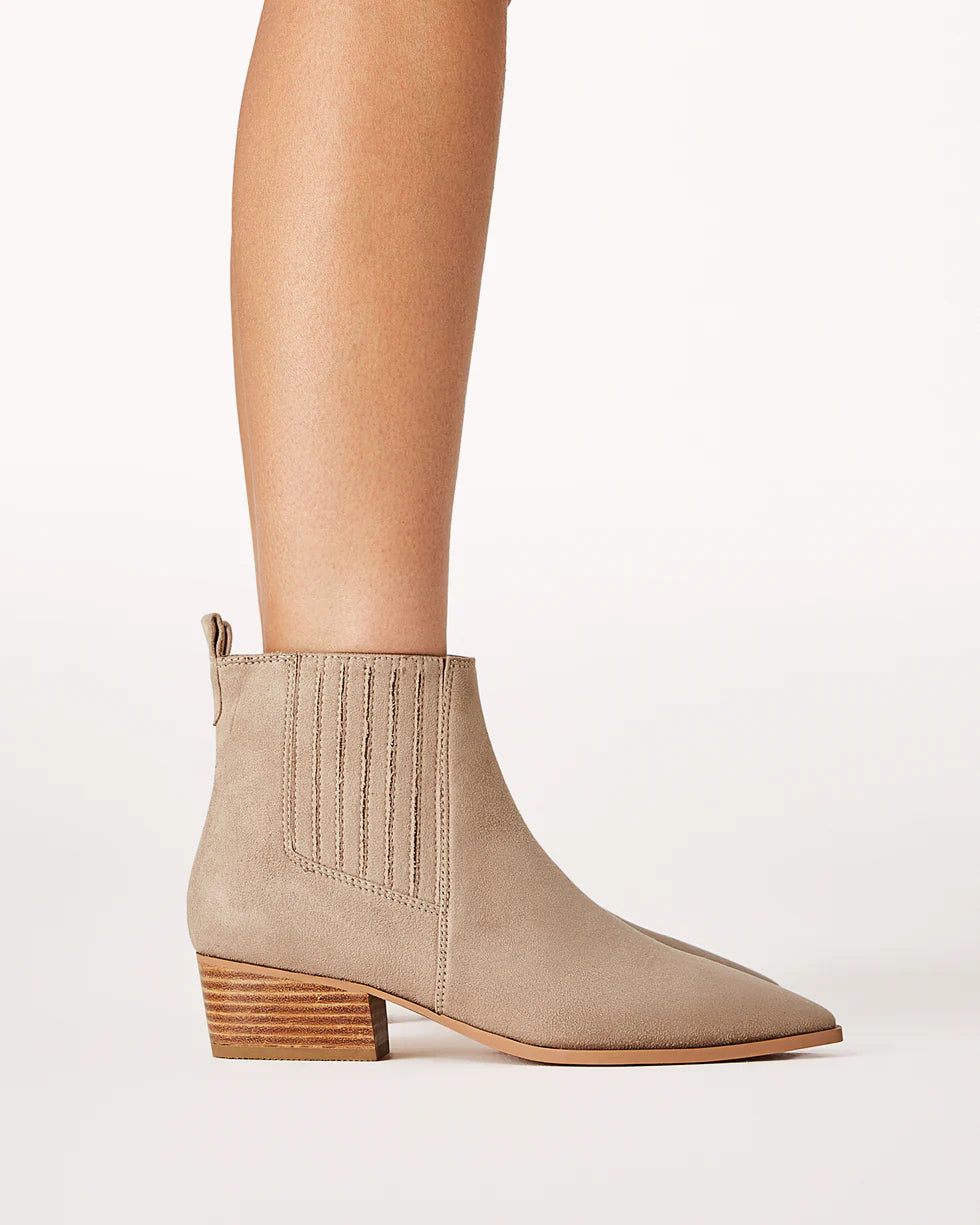 Billini Ginny Boot - Light Taupe Suede