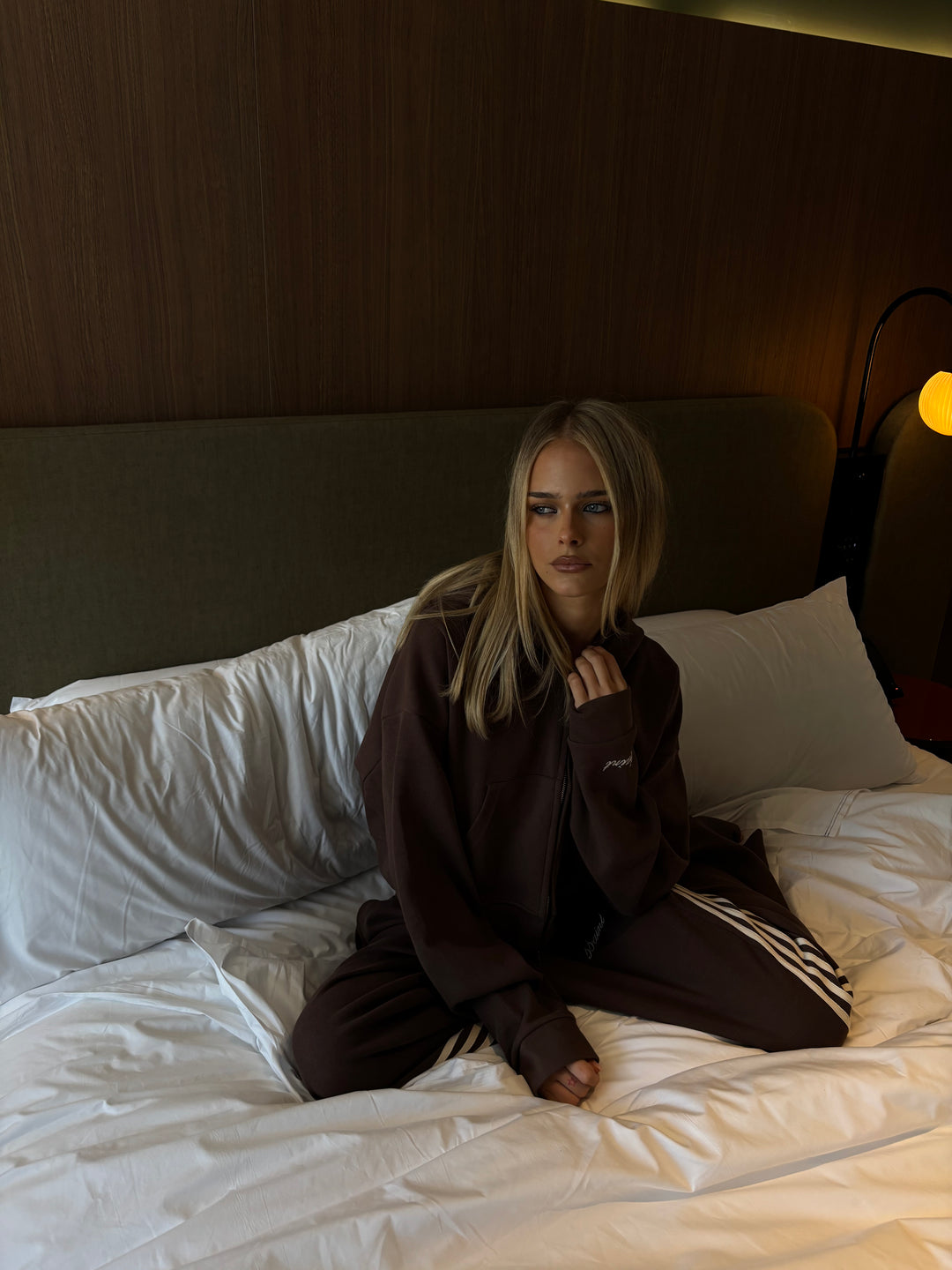 SŚAINT Barrel Pants - Brown