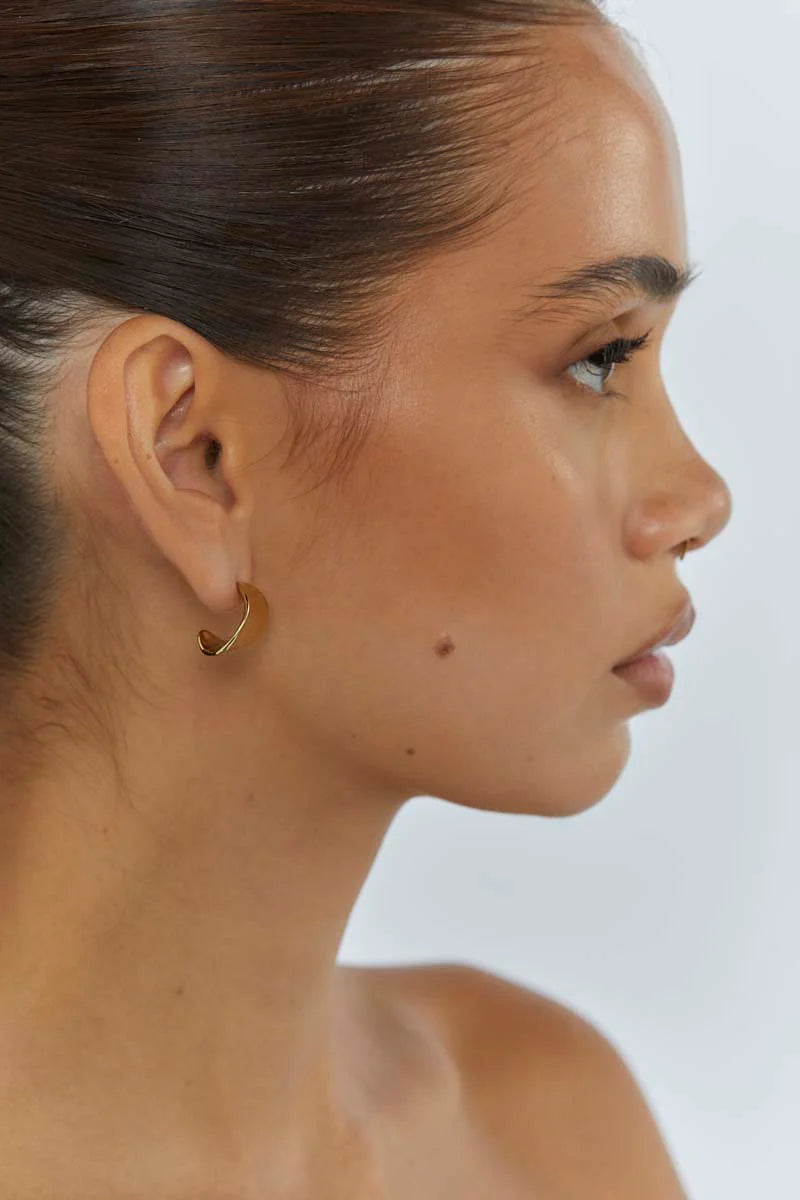 Peta + Jain Kaira Studded Huggies - Gold