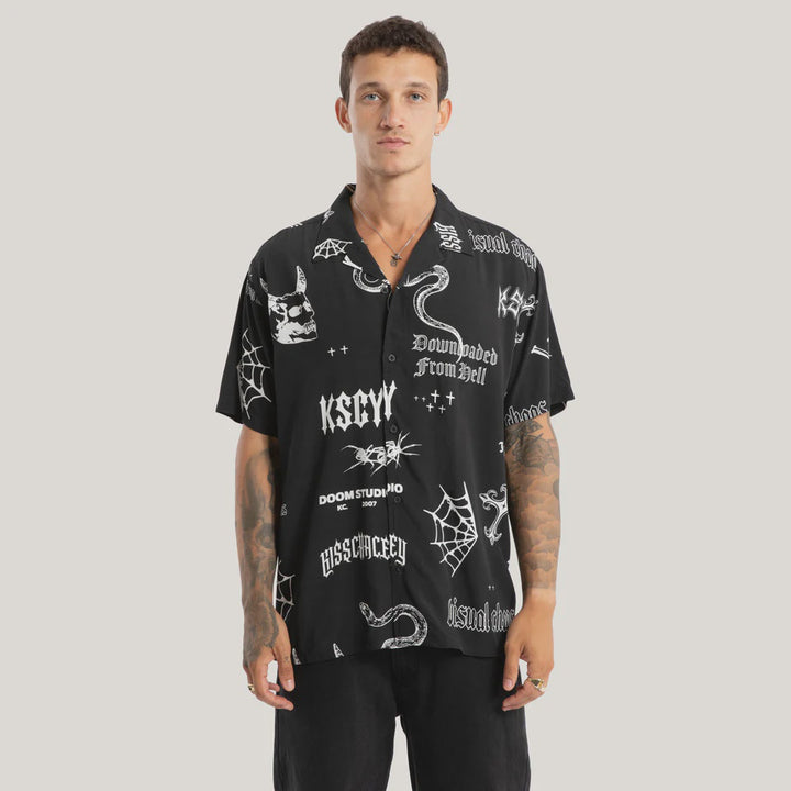Kiss Chacey Visual Chaos Relaxed Short Sleeve Shirt - Black Print