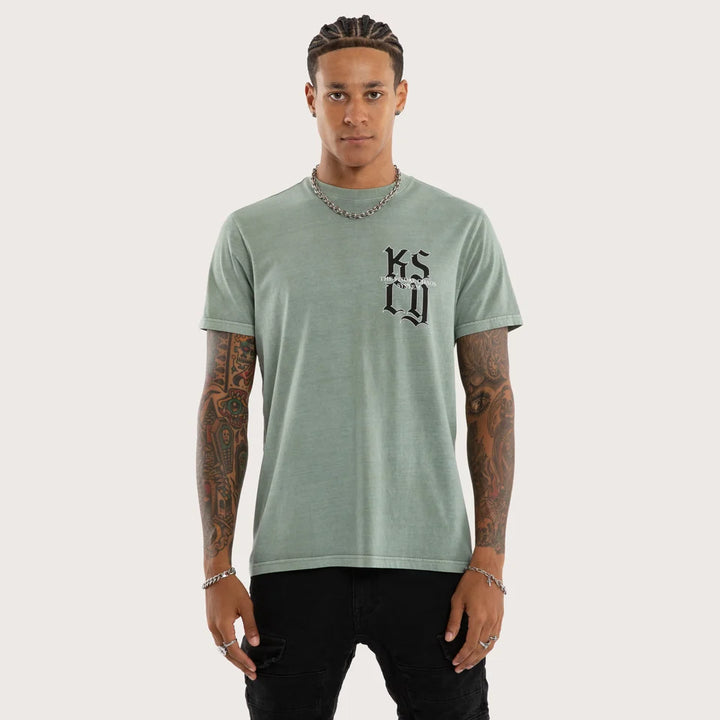 Kiss Chacey Beckons Standard Tee - Pigment Slate Grey