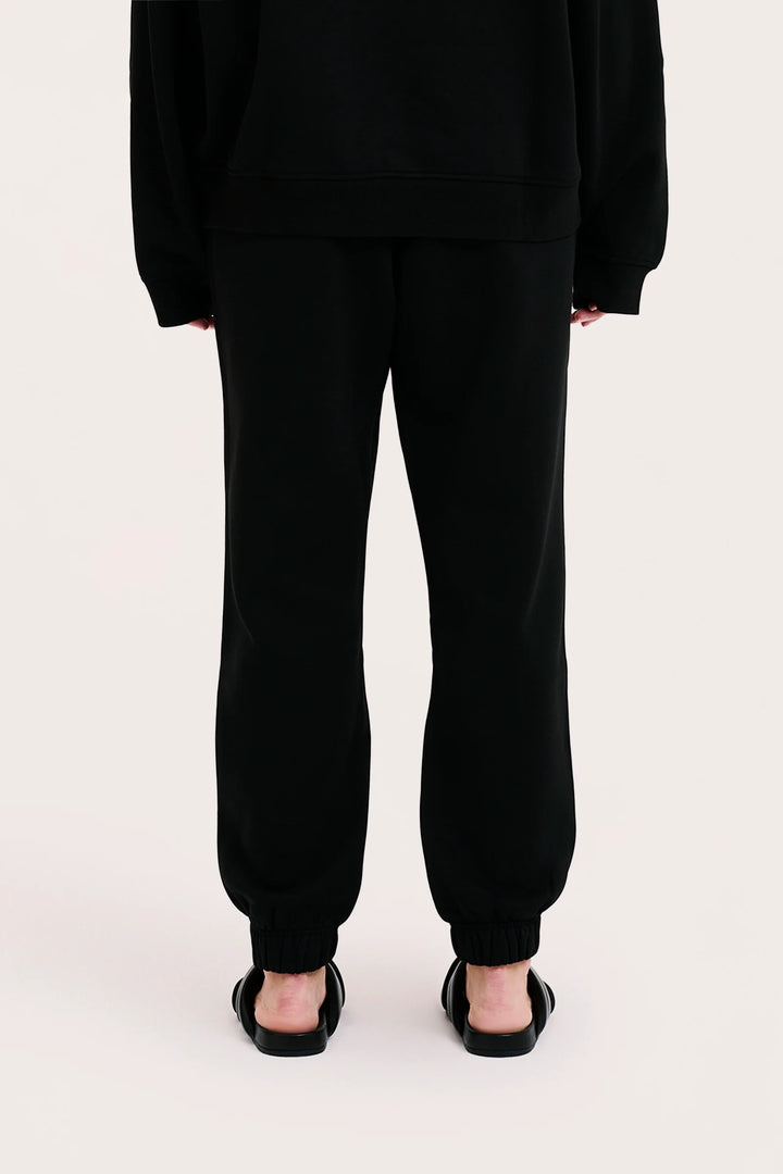 Carter Curated Trackpant - Black