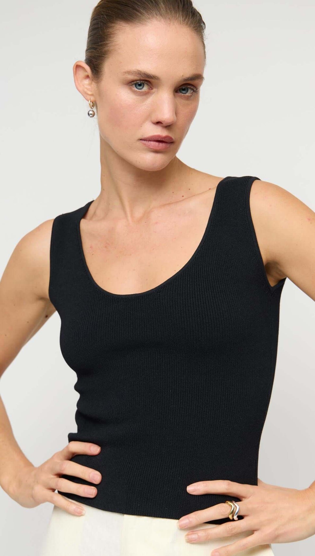 Staple The Label Moda Reversible Knit Tank-Black