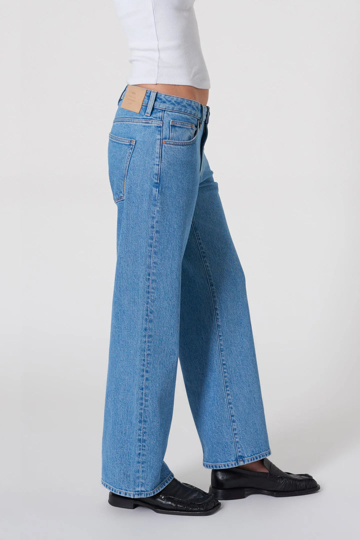 Neuw Denim Daria Boyfriend Jean - Memoir