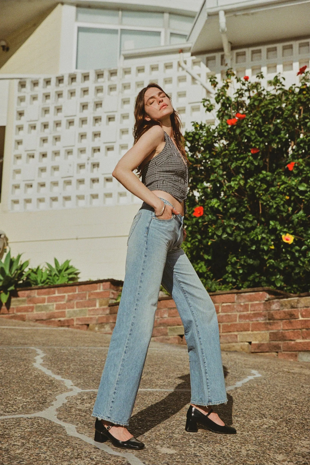 Rolla's Heidi Low Jean - Cali Worn - Light Vintage Blue