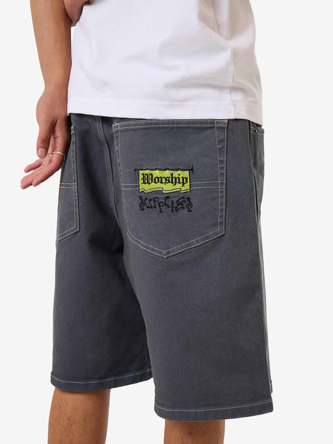 Worship Supplies Toot Big Dawg Jean Short - Carbon