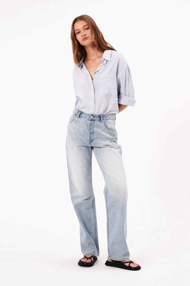Rolla's 90s Relaxed Jean - Faded Blue - Light Vintage Blue