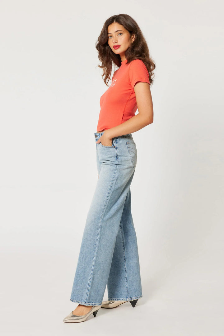 Rolla's Heidi Low Jean - Cali Worn - Light Vintage Blue