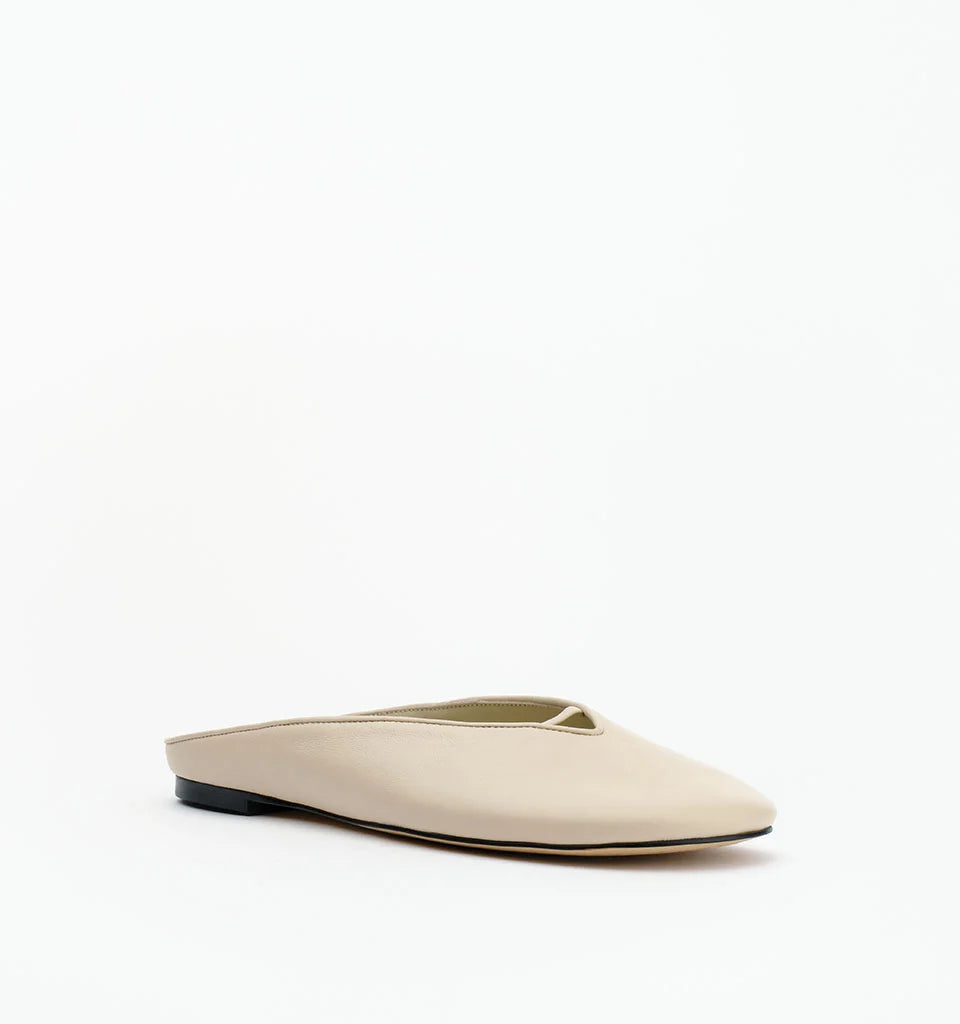 Alias Mae Sade Ballet Flat - Bone Tumble