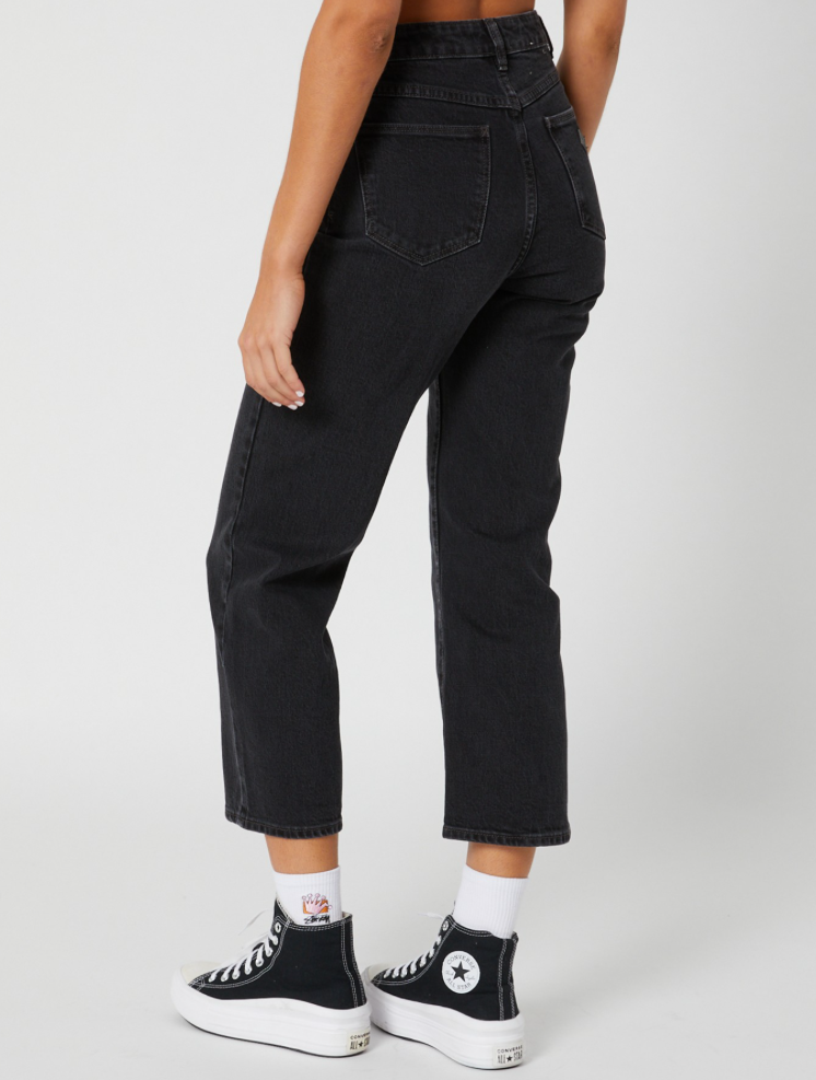 Abrand A Venice Straight Jean - Portia Washed Black