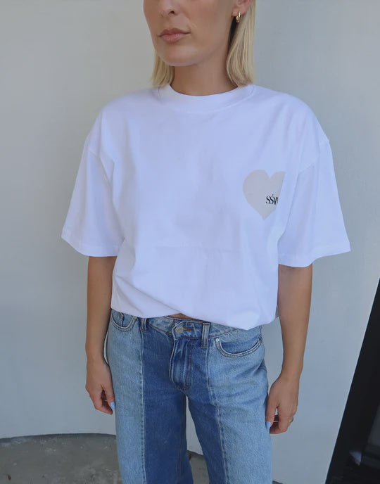 SŚAINT Heart Tee - White With Cream Heart