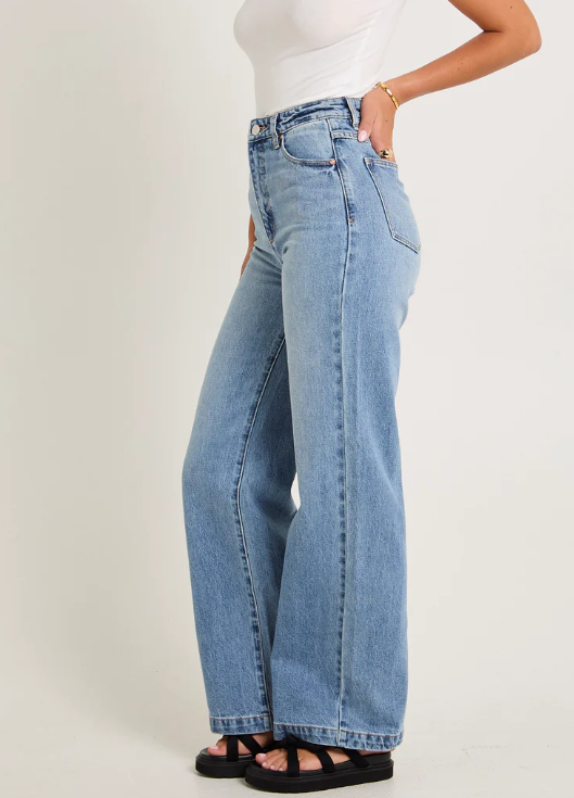 Abrand 94 High & Wide Jean - Liv - Light Vintage Blue