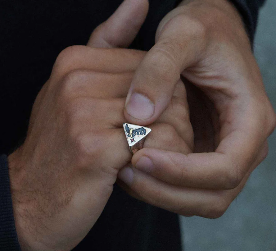 Sue The Boy Howdy Ring 925 Silver/Garnet/Brass