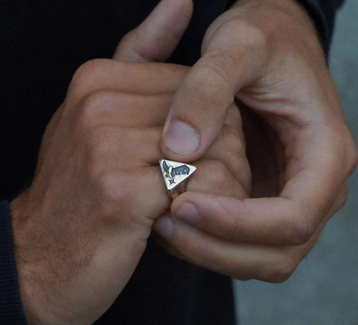 Sue The Boy Howdy Ring 925 Silver/Garnet/Brass