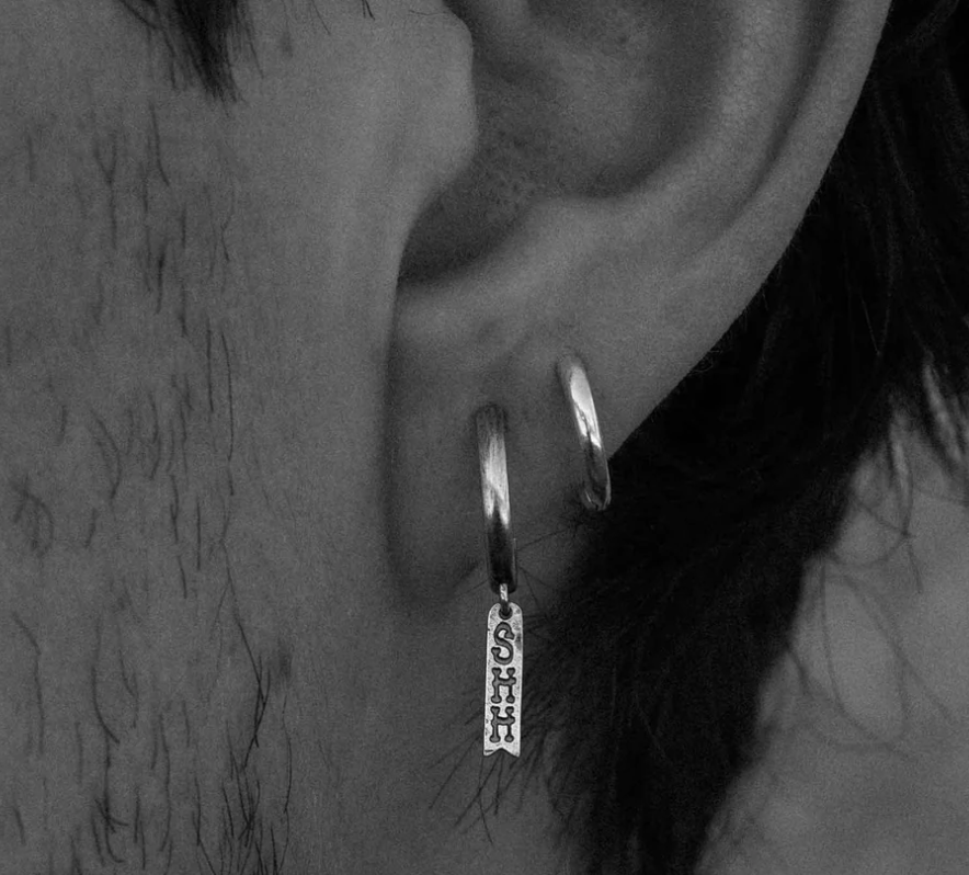 Sue The Boy Shh Huggie Single 925 Silver