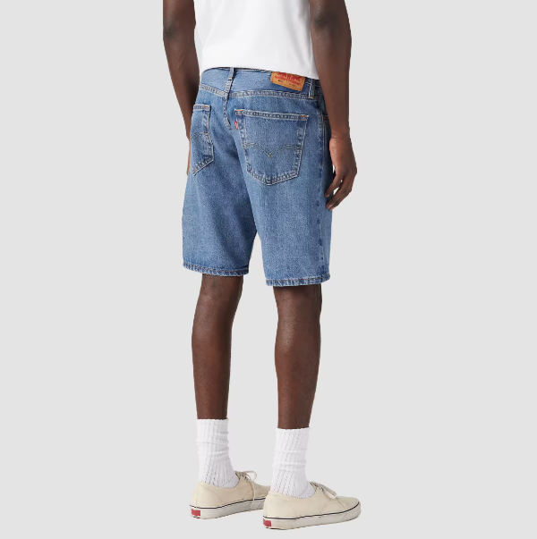 Levi 405 Standard Denim Shorts - Medium Score Short