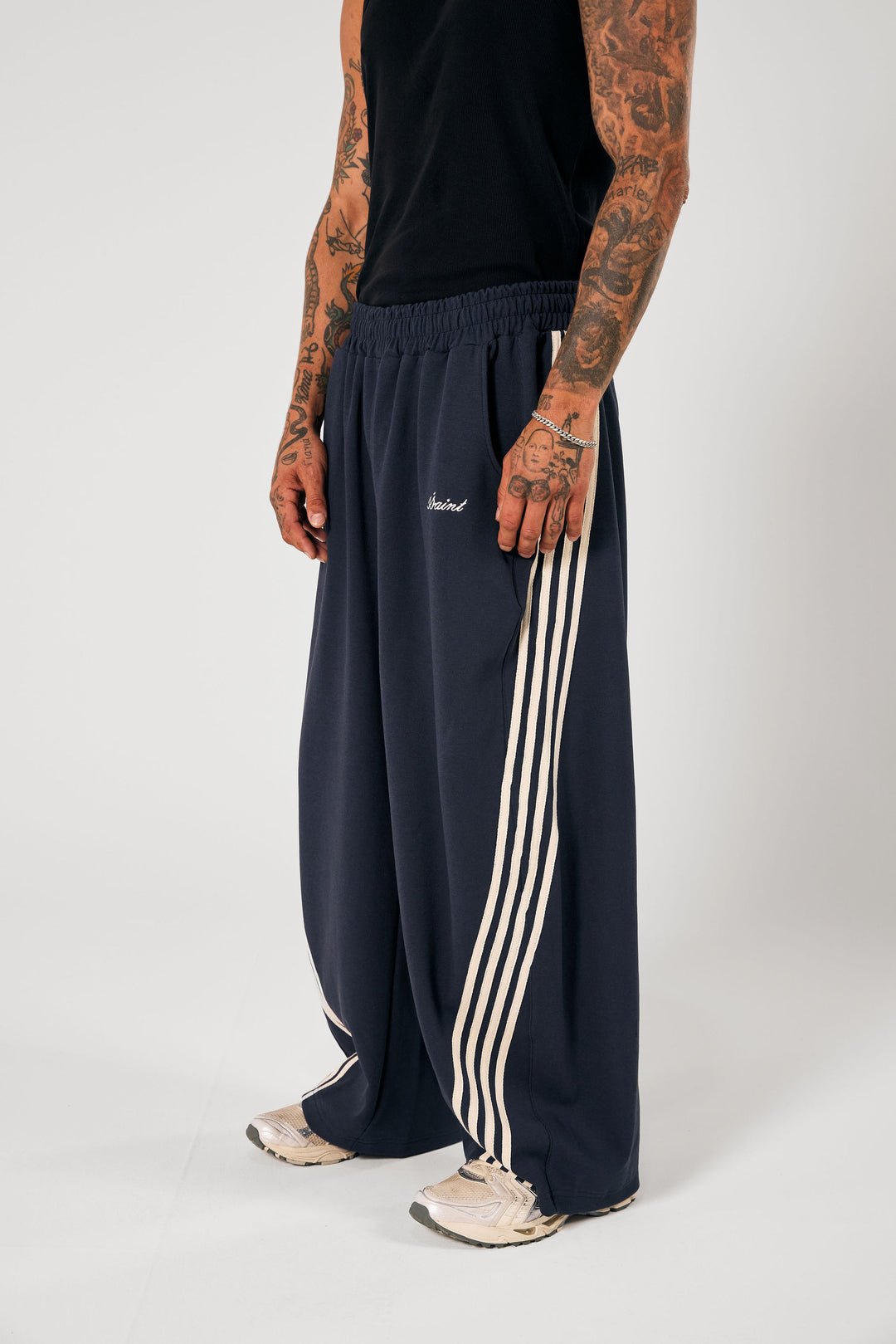 SŚAINT Barrel Pants - Navy