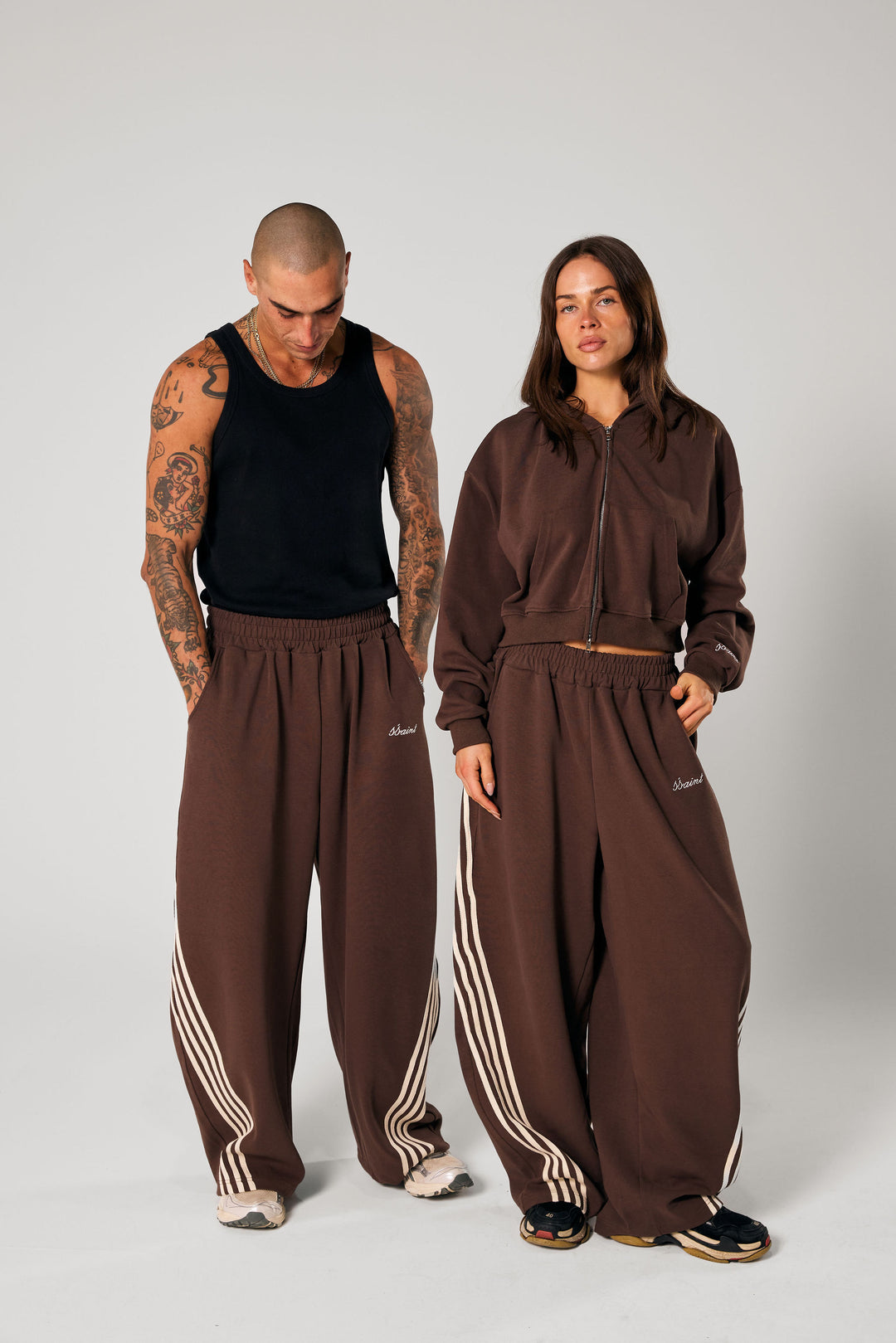 SŚAINT Cropped Hoodie - Brown