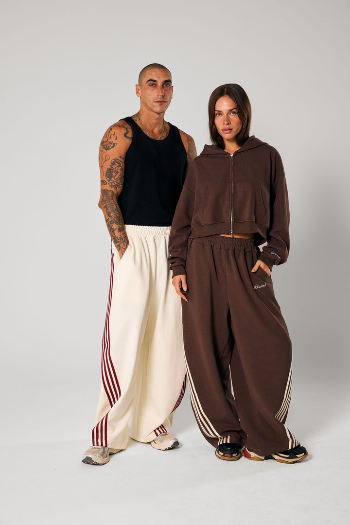 SŚAINT Cropped Hoodie - Brown