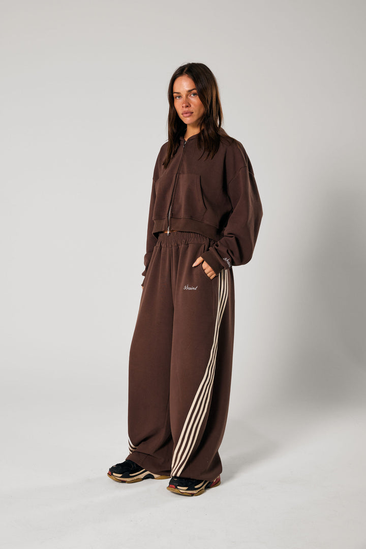 SŚAINT Cropped Hoodie - Brown