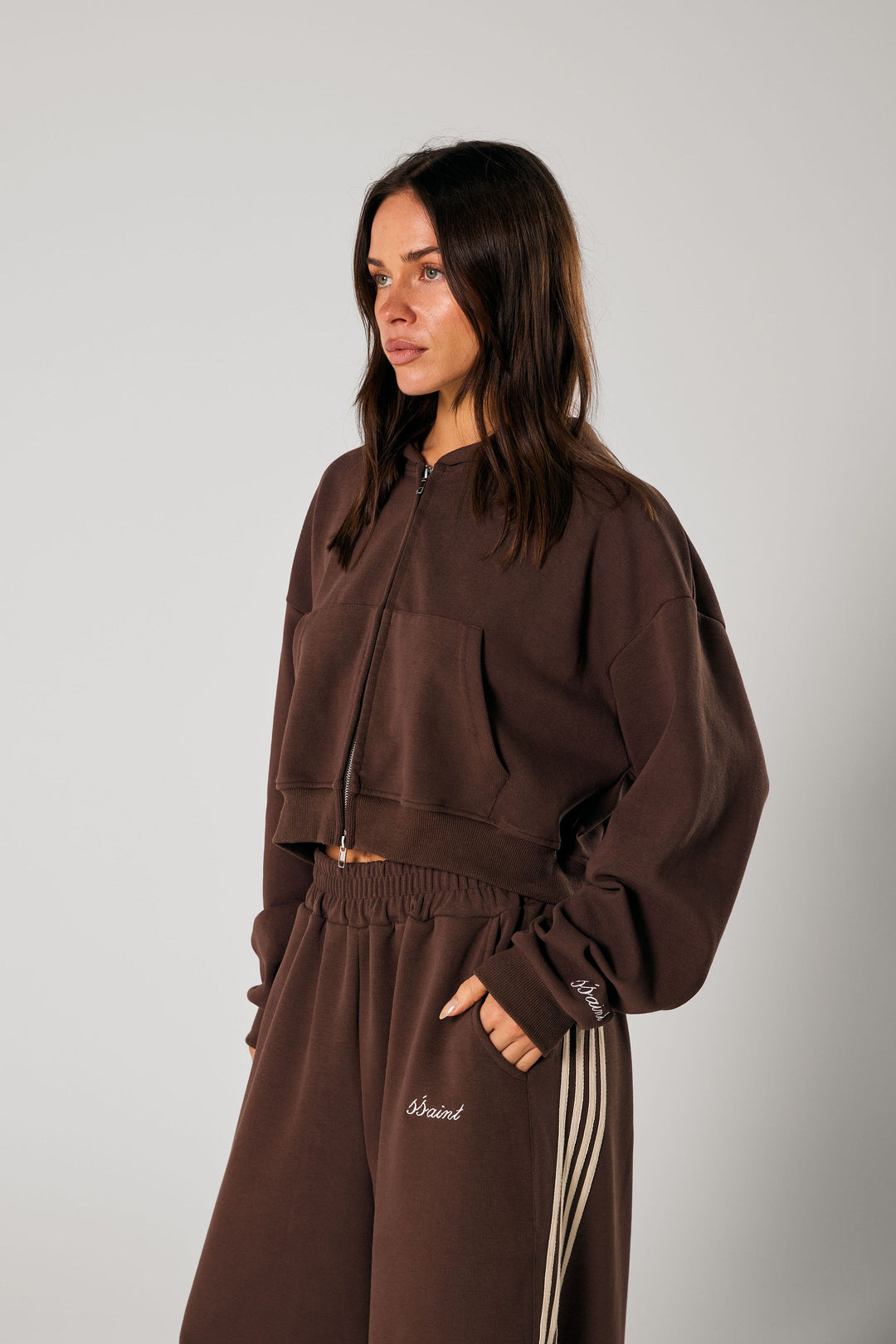 SŚAINT Cropped Hoodie - Brown