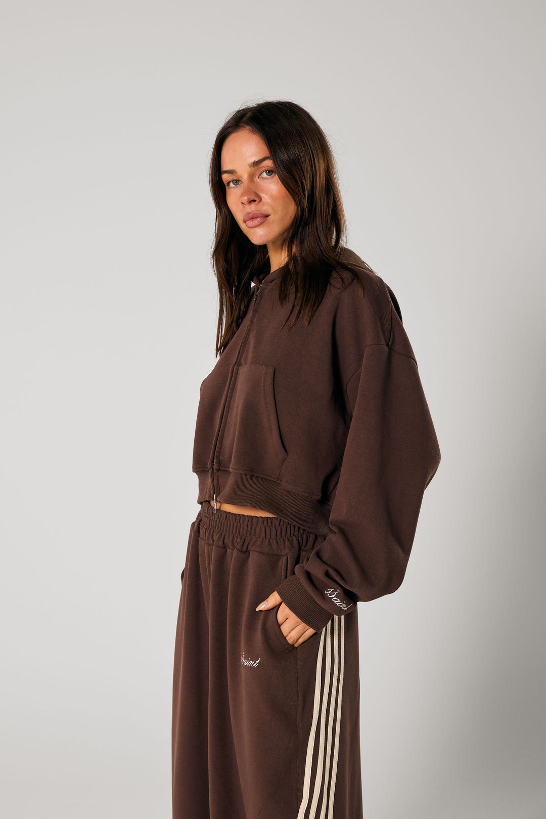 SŚAINT Cropped Hoodie - Brown