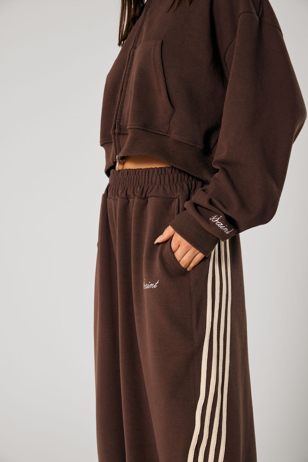 SŚAINT Barrel Pants - Brown