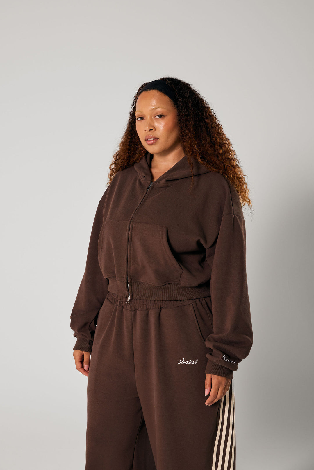 SŚAINT Cropped Hoodie - Brown
