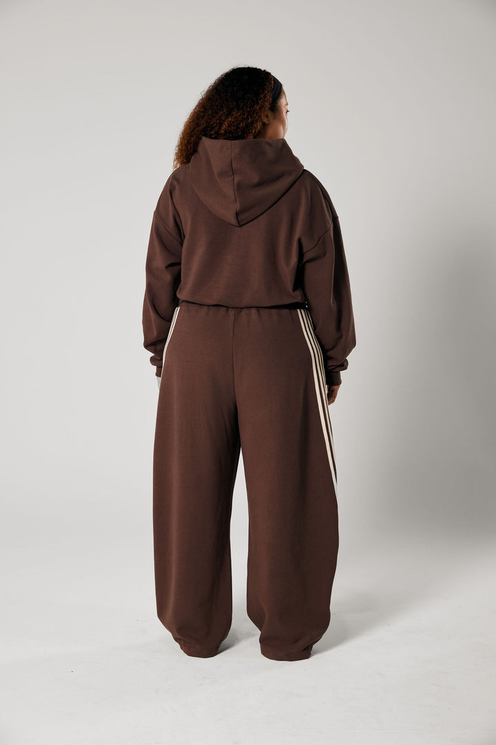 SŚAINT Barrel Pants - Brown