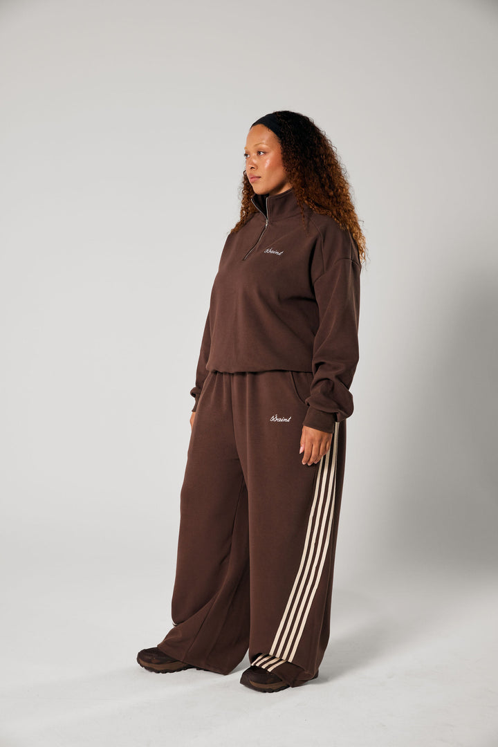 SŚAINT Zip Jumper - Brown