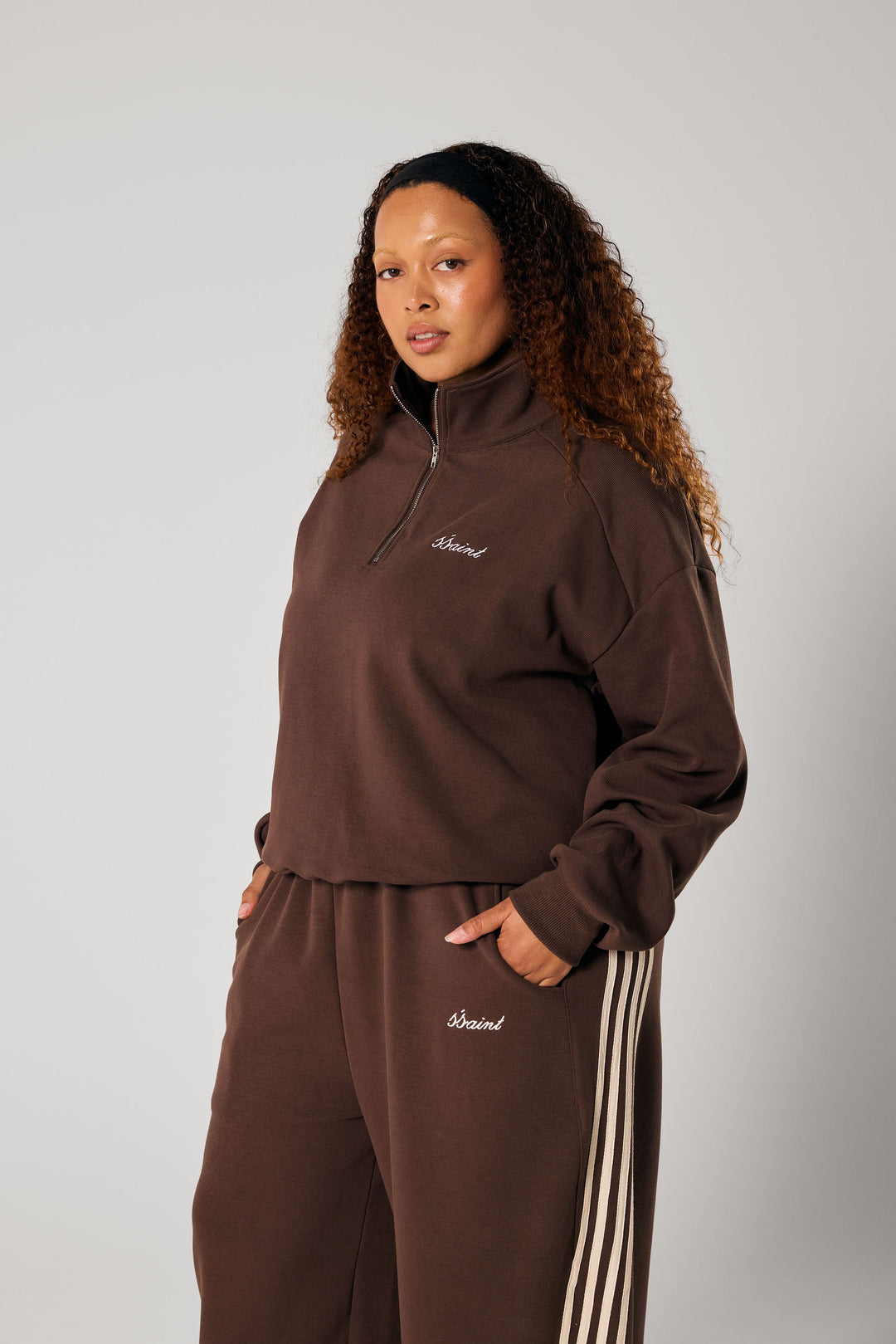 SŚAINT Zip Jumper - Brown