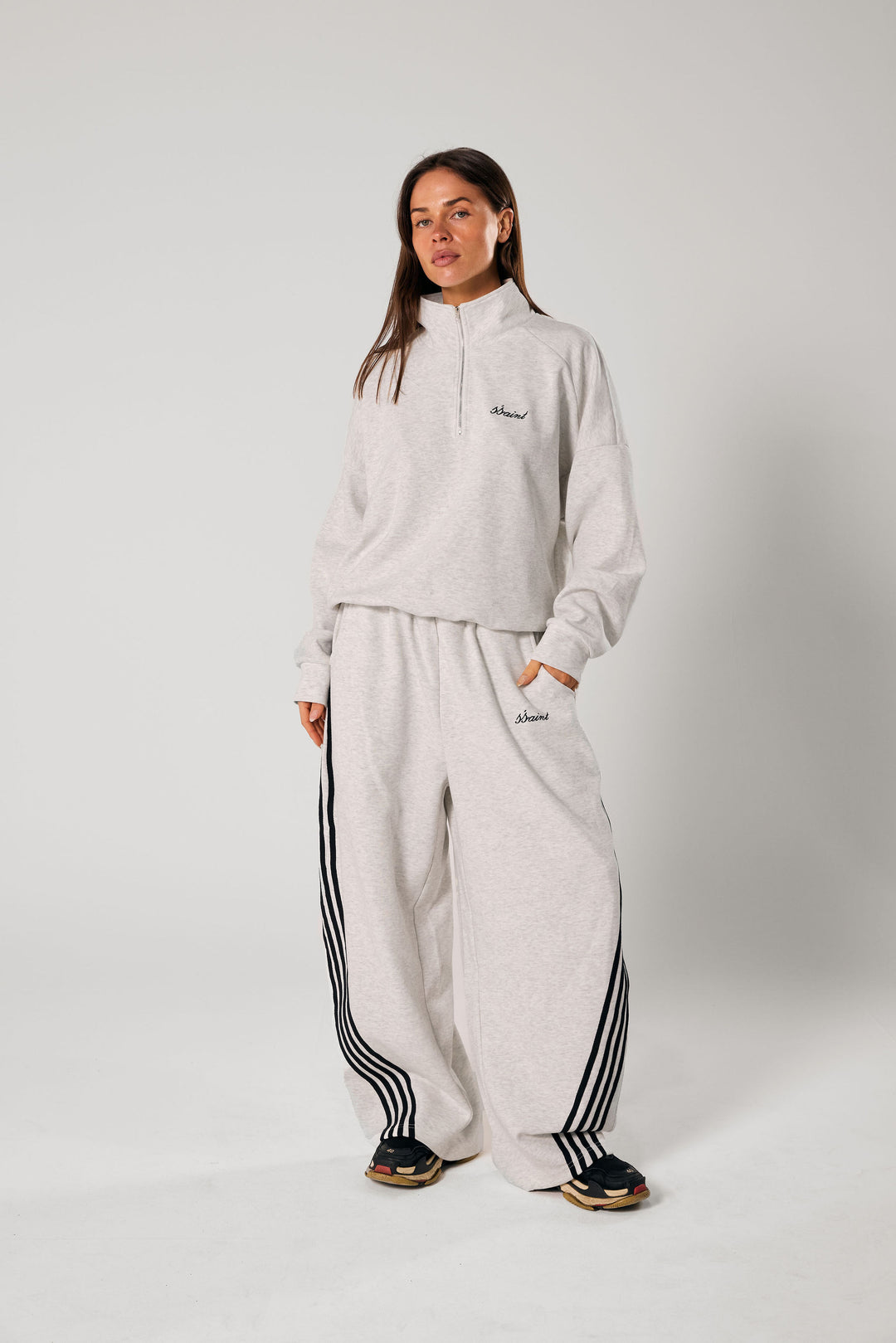 SŚAINT Barrel Pants - Grey