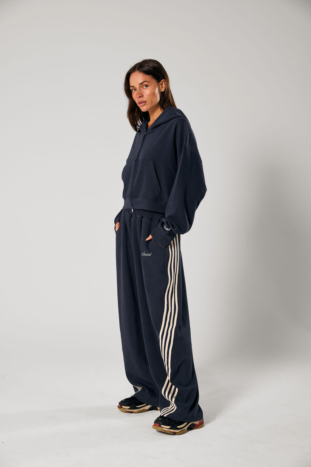 SŚAINT Barrel Pants - Navy