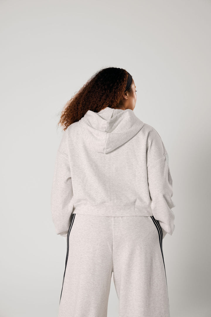 SŚAINT Cropped Hoodie - Grey