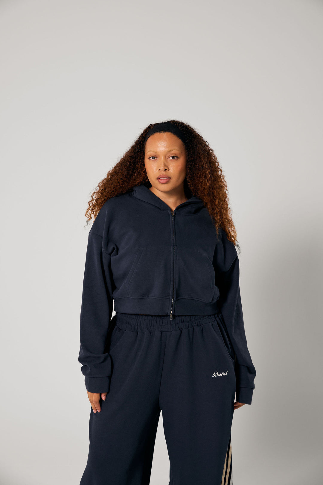 SŚAINT Cropped Hoodie - Navy