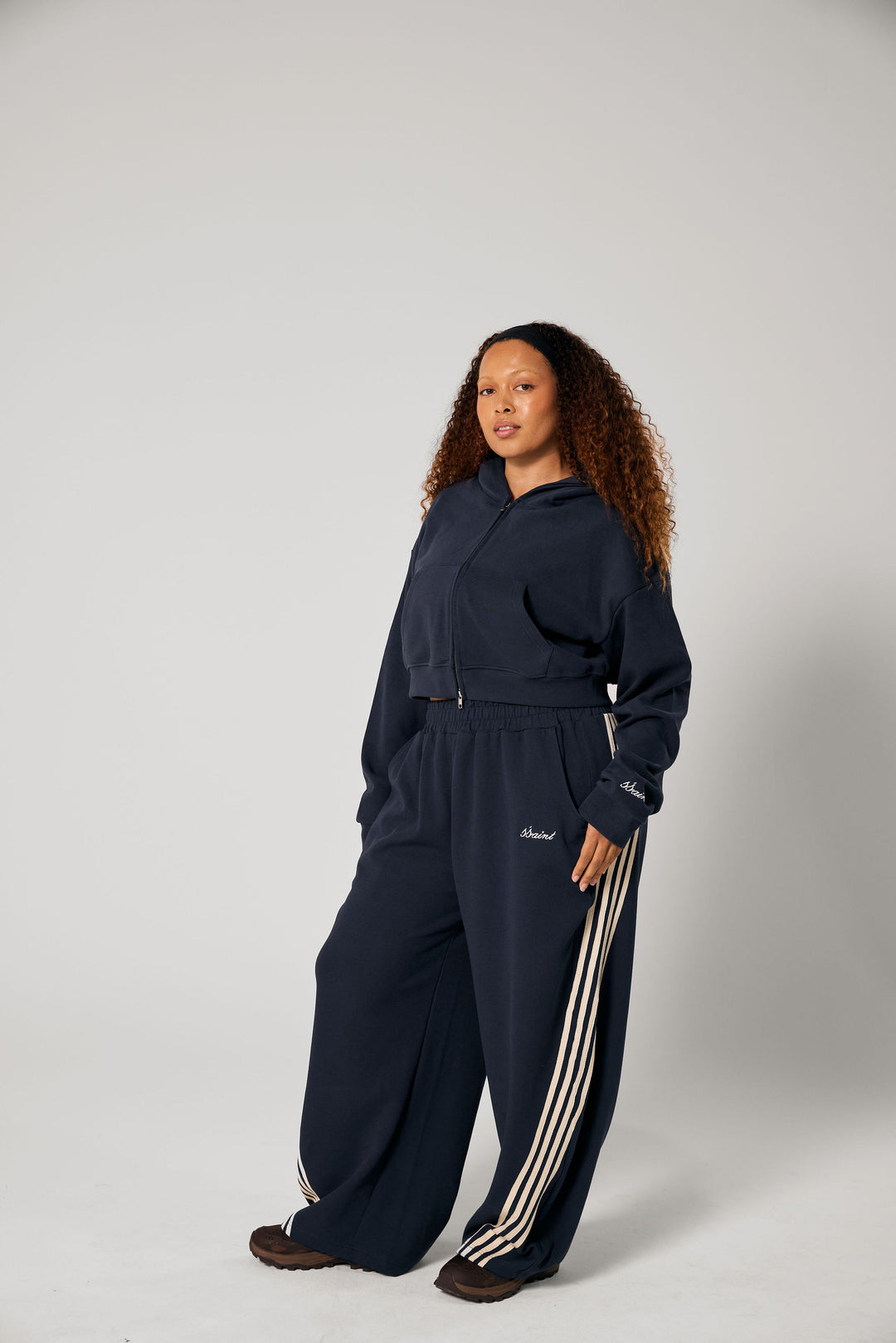 SŚAINT Cropped Hoodie - Navy