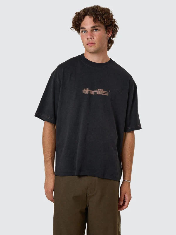 Thrills Metamorphic Daze Box Fit Oversize Cropped Raw Hem Tee - Washed Black