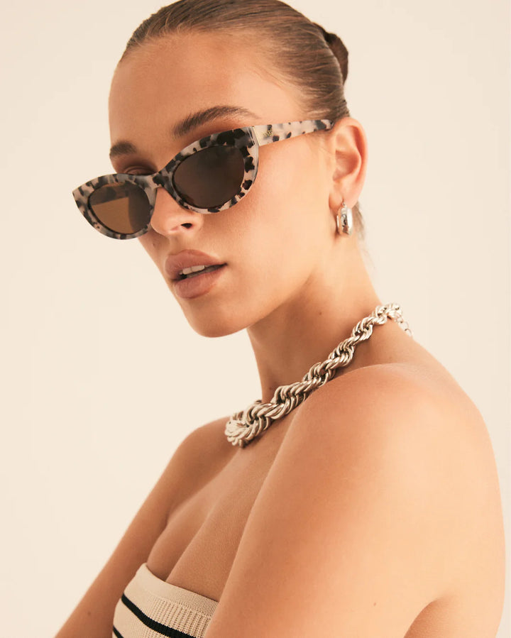 Banbé The Estella Sunglasses - Blonde Tort Choc