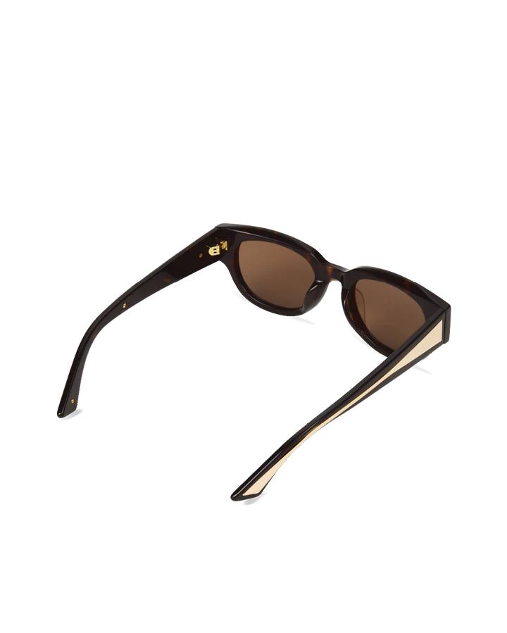 Banbé The Markle Polarised Sunglasses - Dark Havana Tort/Walnut