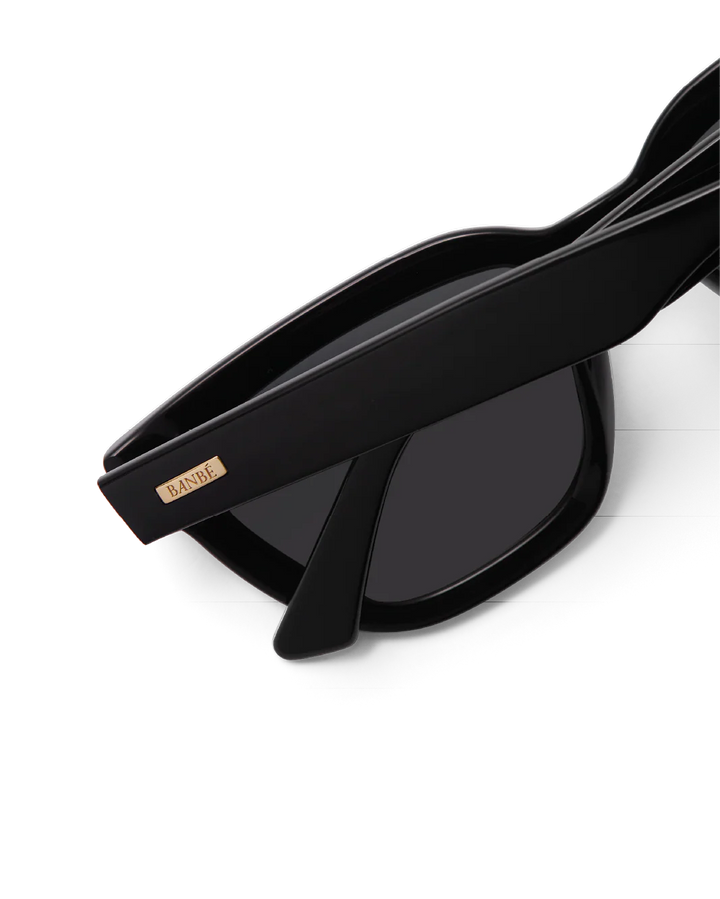 Banbé The Scarlette Sunglasses - Black/Black