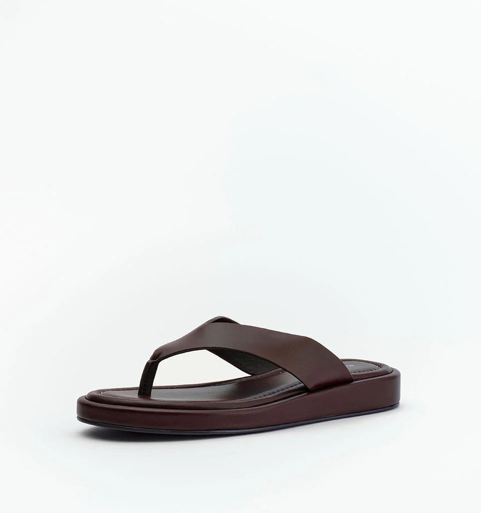 Alias Mae Uma Slide - Choc Leather