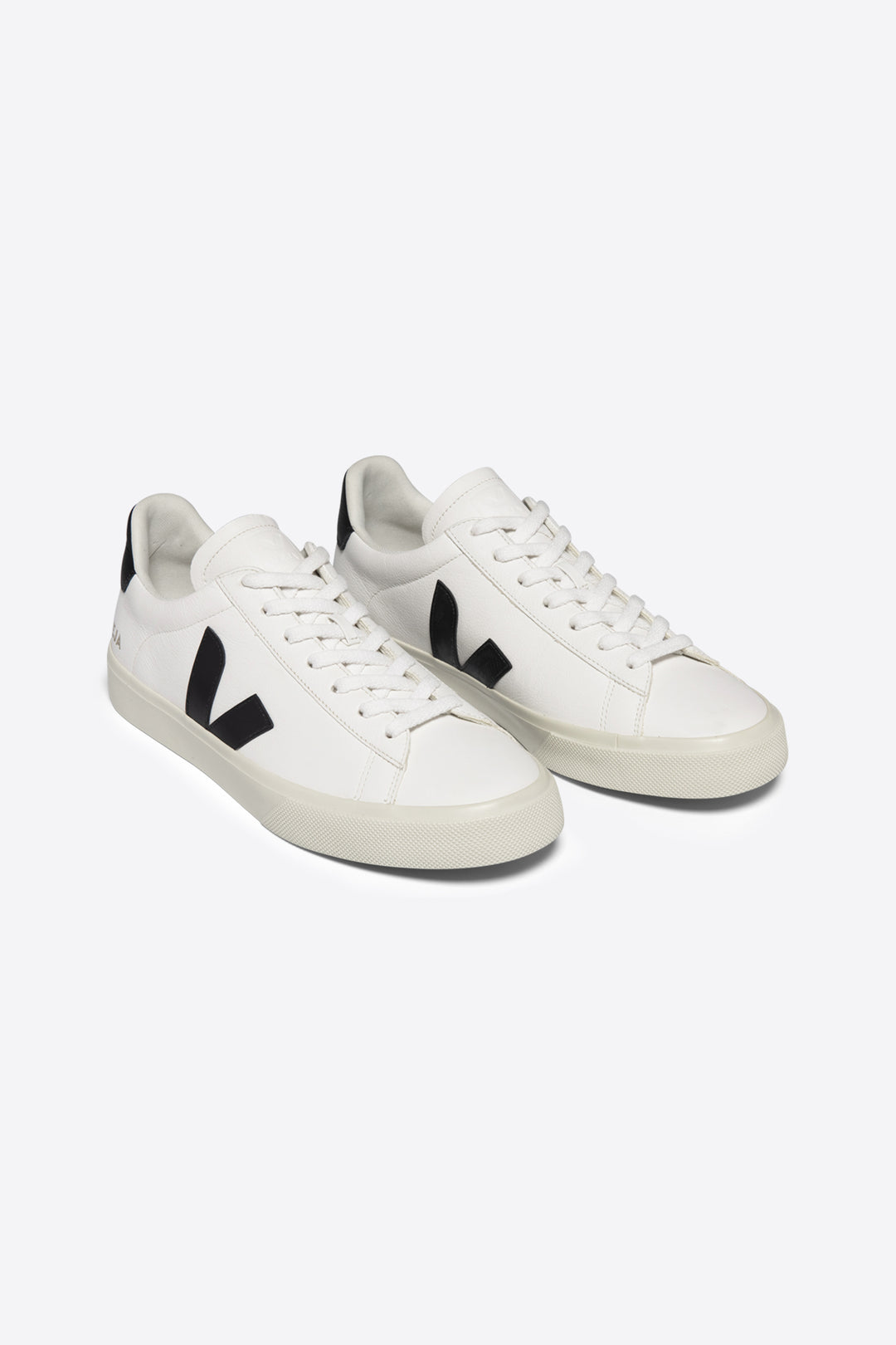 Veja Campo Chromefree Leather Sneaker - Extra White Black