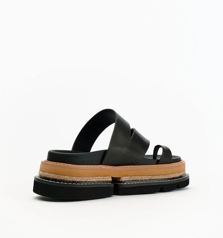Alias Mae Vanna Slide - Black Leather
