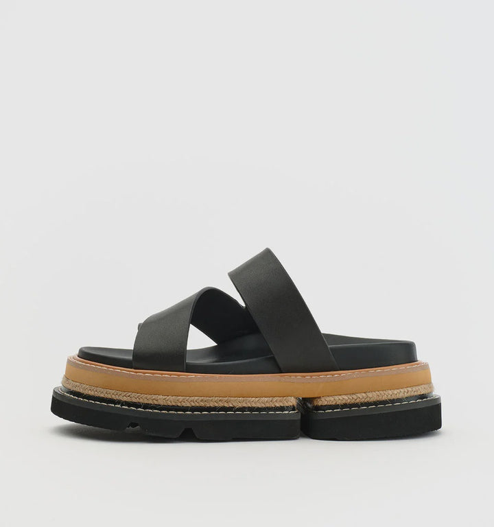Alias Mae Vanna Slide - Black Leather