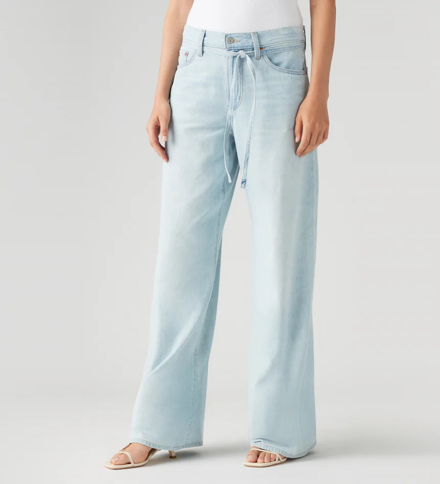 Levi's XL Straight Jean - Luxury Trip
